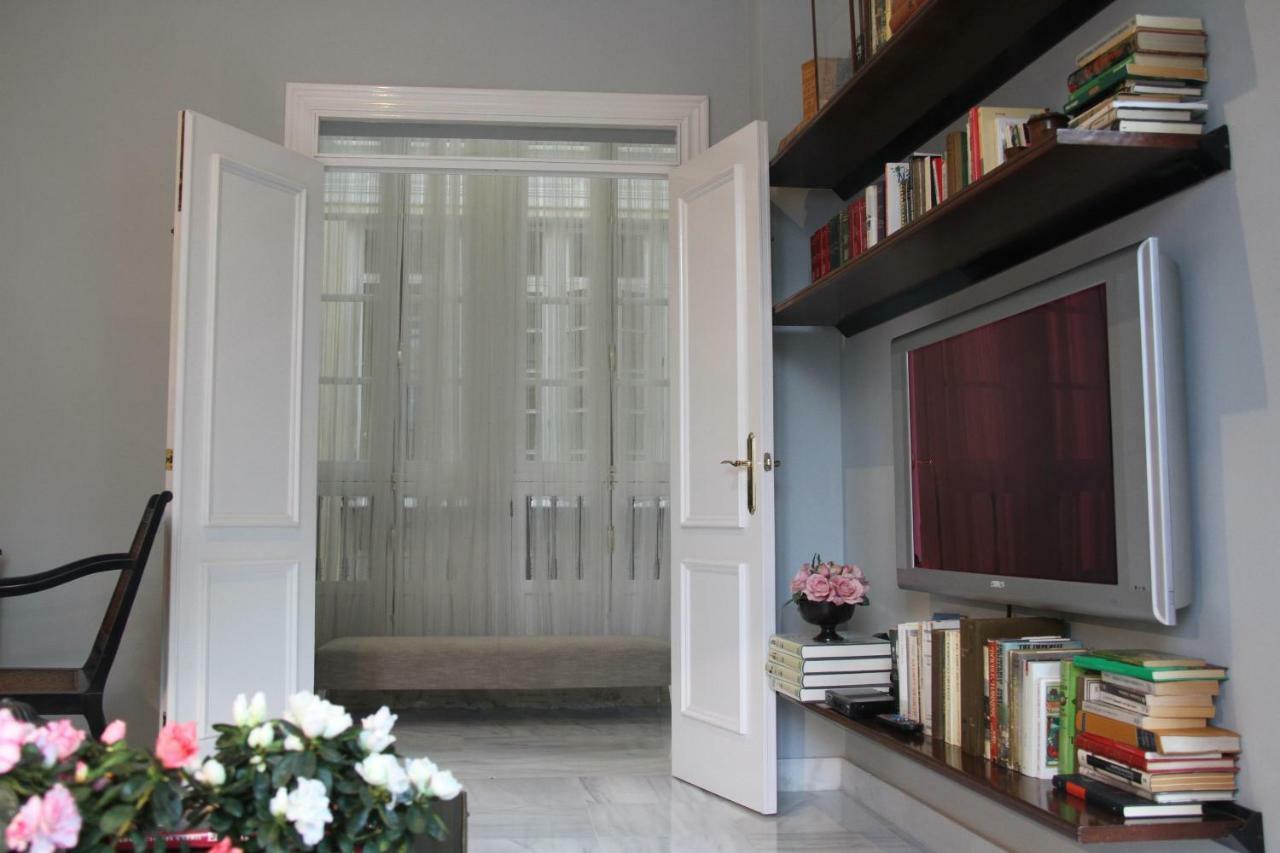 Luxurious 2 Bedroom Flat In A Historic Building Sevilla Eksteriør billede